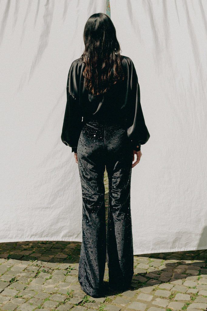 Farah pants: sequins, flared legs, hidden zipper, perfect fit, disco touch, ultimate highlight.